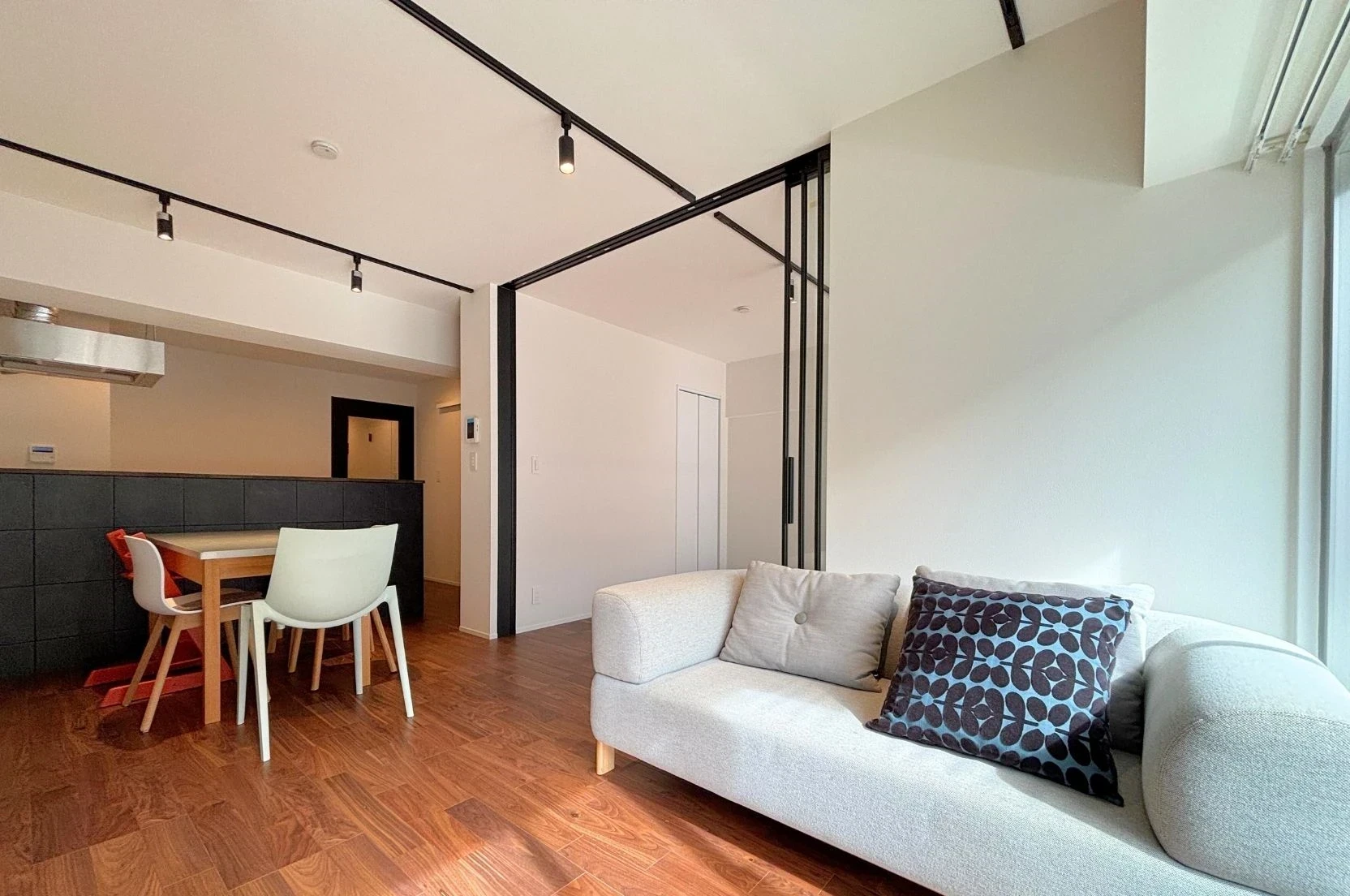 img_title_2／img_caption_2