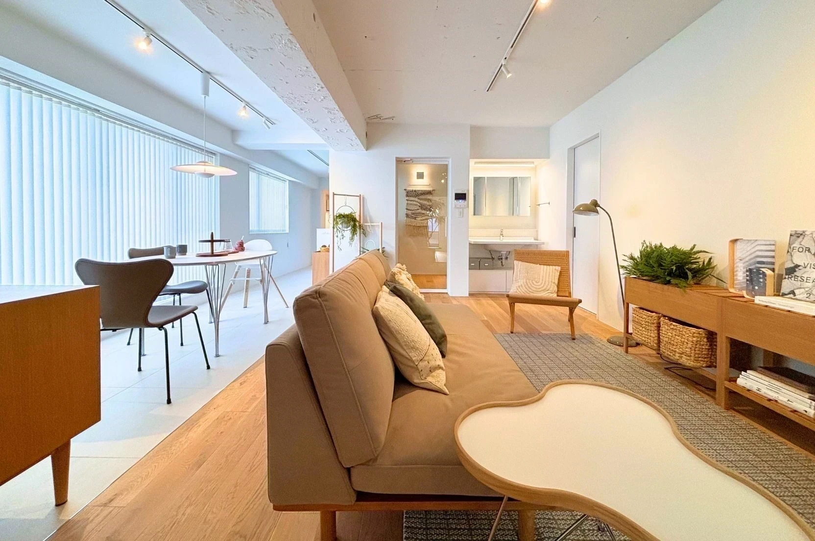 img_title_2／img_caption_2