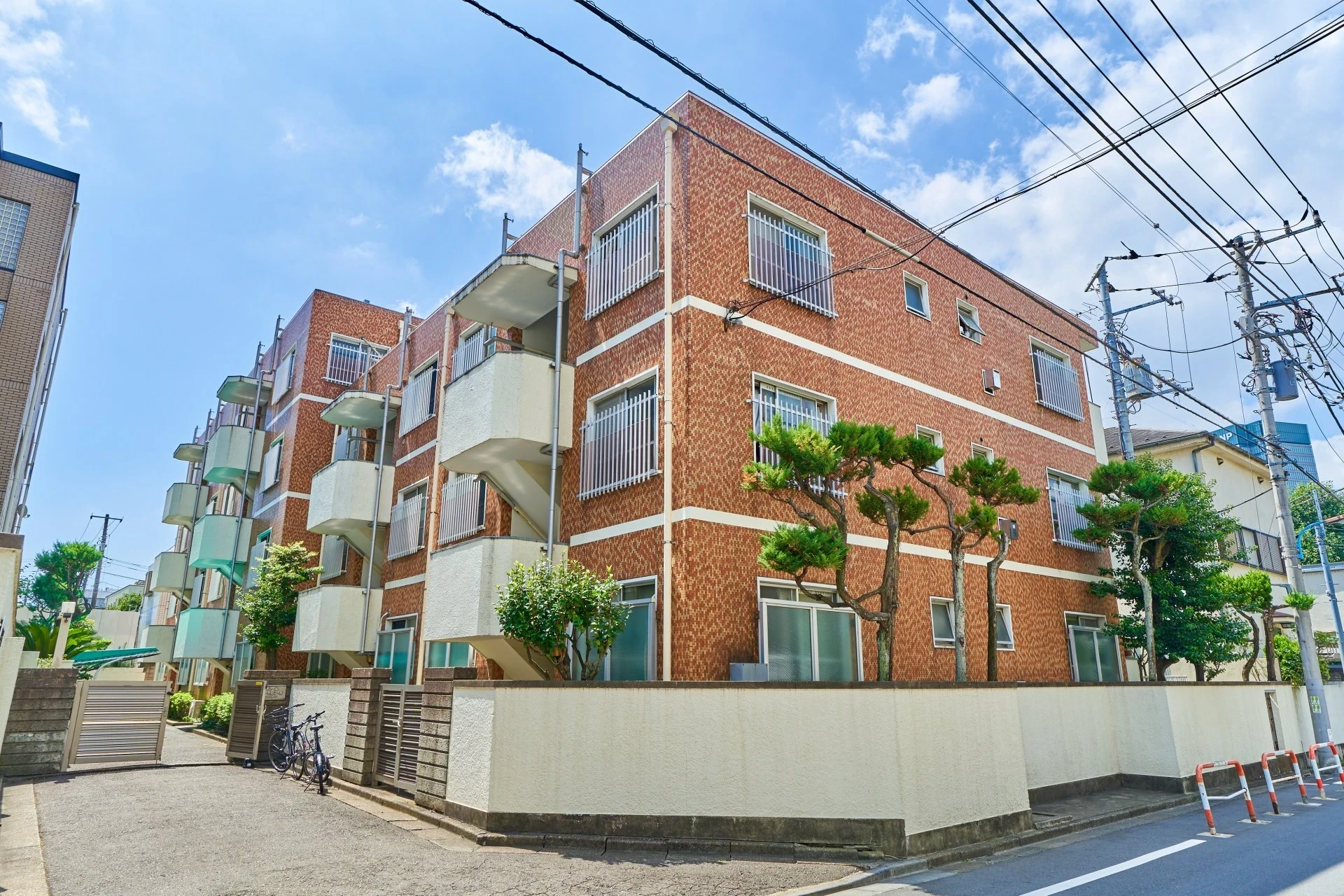 市ヶ谷ローヤルコーポ