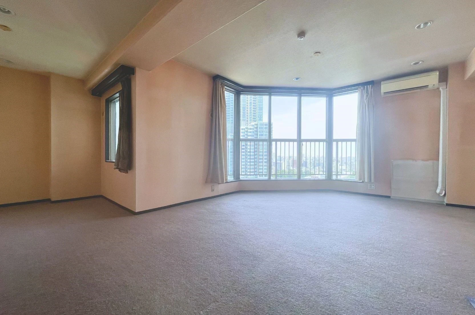 西戸山タワーホウムズセントラルタワー