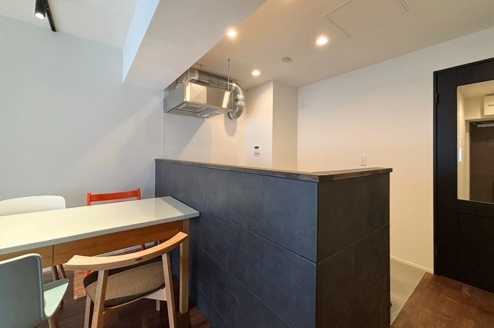 img_title_9／img_caption_9