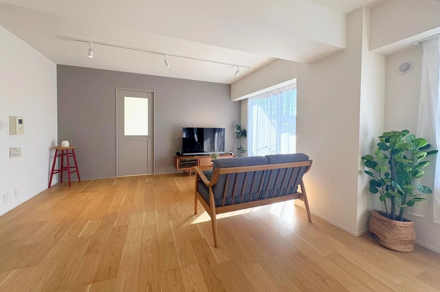 img_title_2／img_caption_2