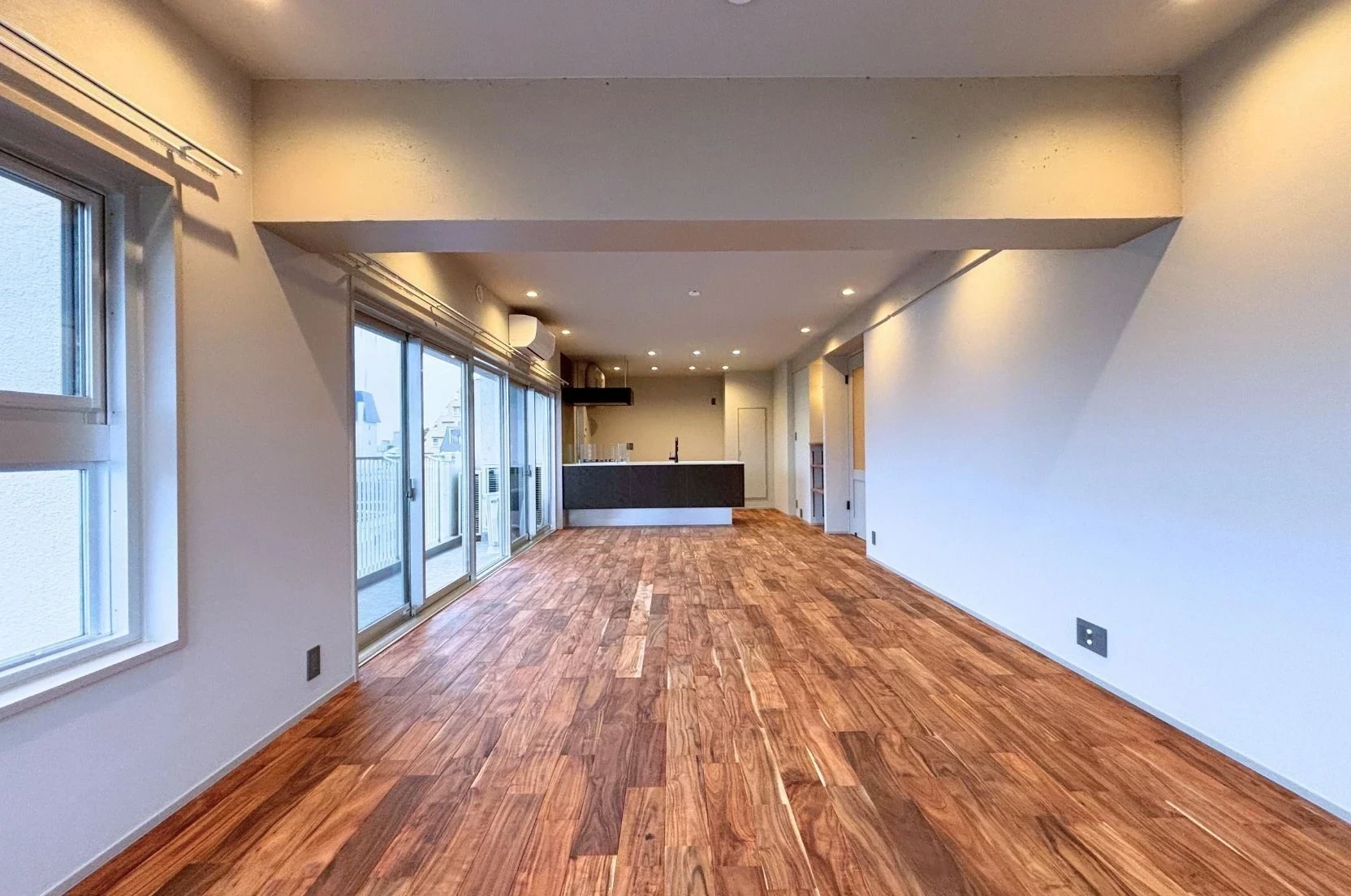 img_title_2／img_caption_2