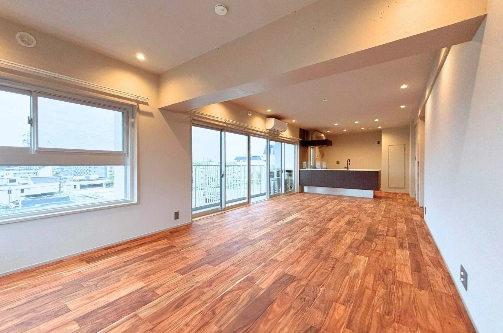 img_title_1／img_caption_1