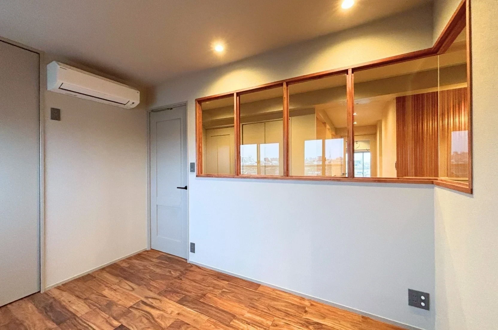 img_title_10／img_caption_10