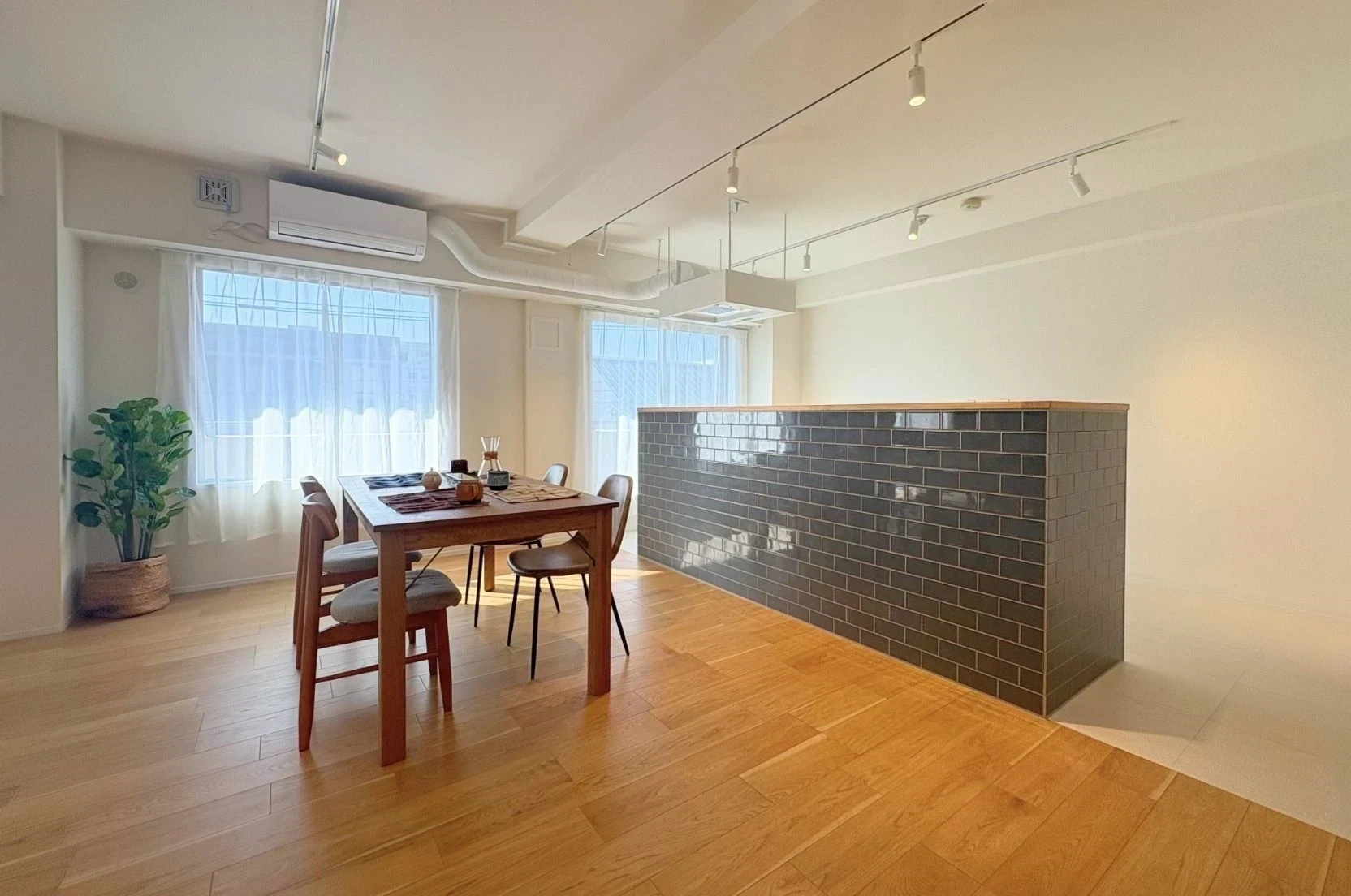 img_title_3／img_caption_3