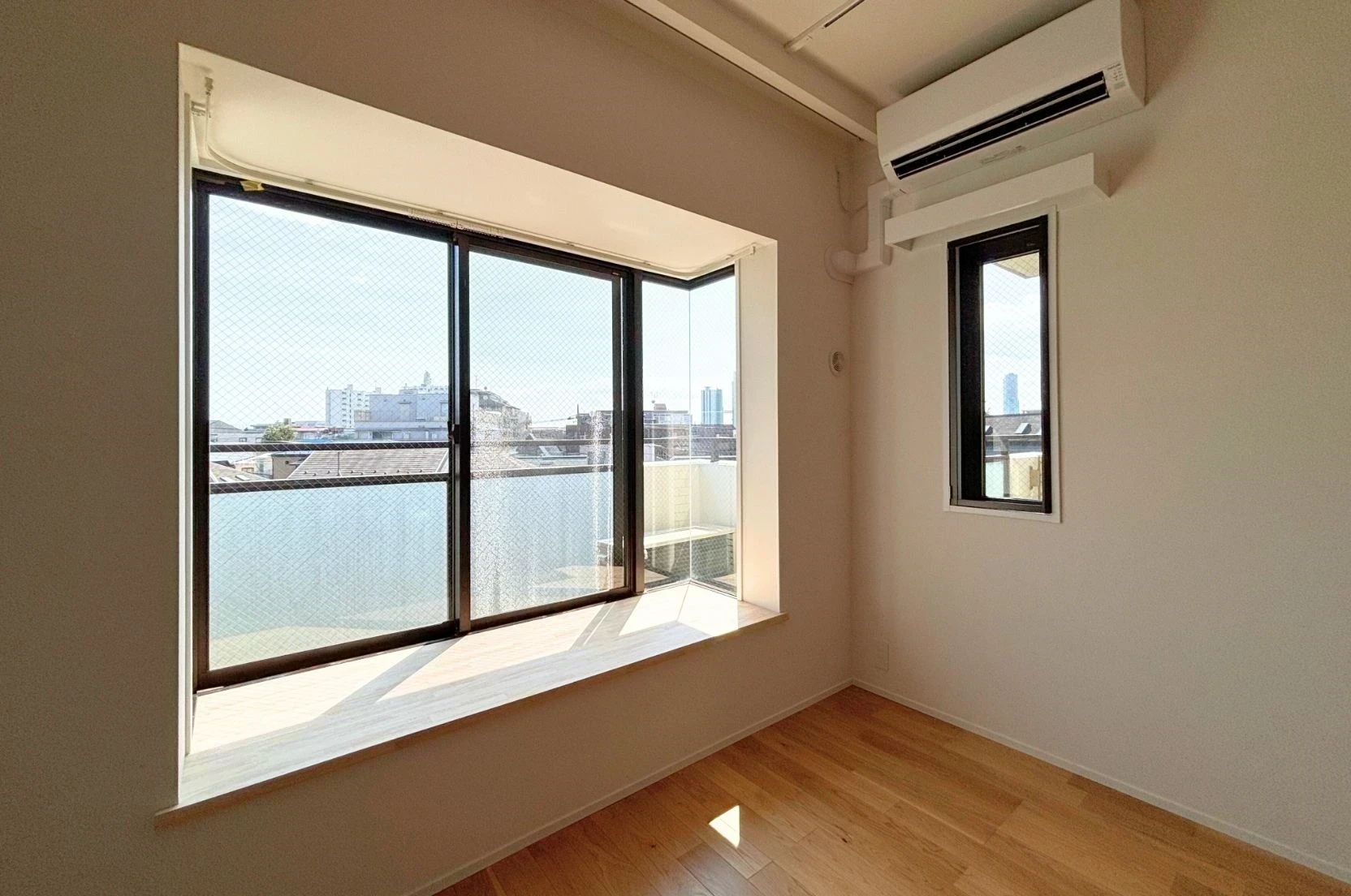 img_title_4／img_caption_4