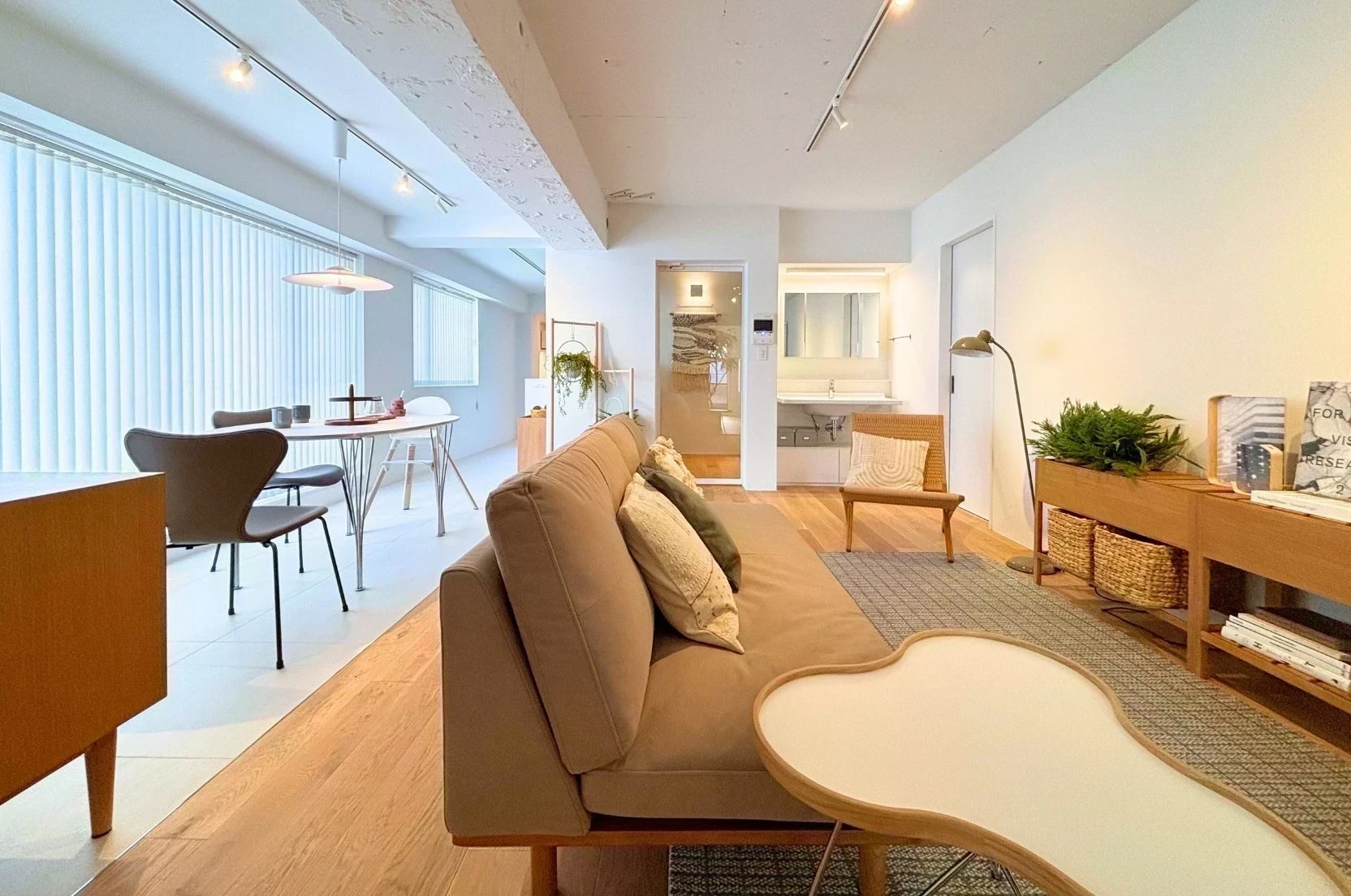 img_title_2／img_caption_2