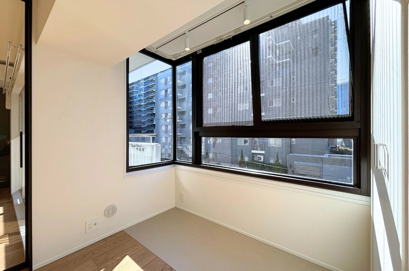 img_title_8／img_caption_8