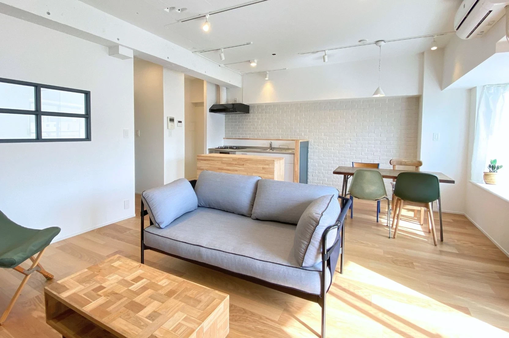 img_title_1／img_caption_1