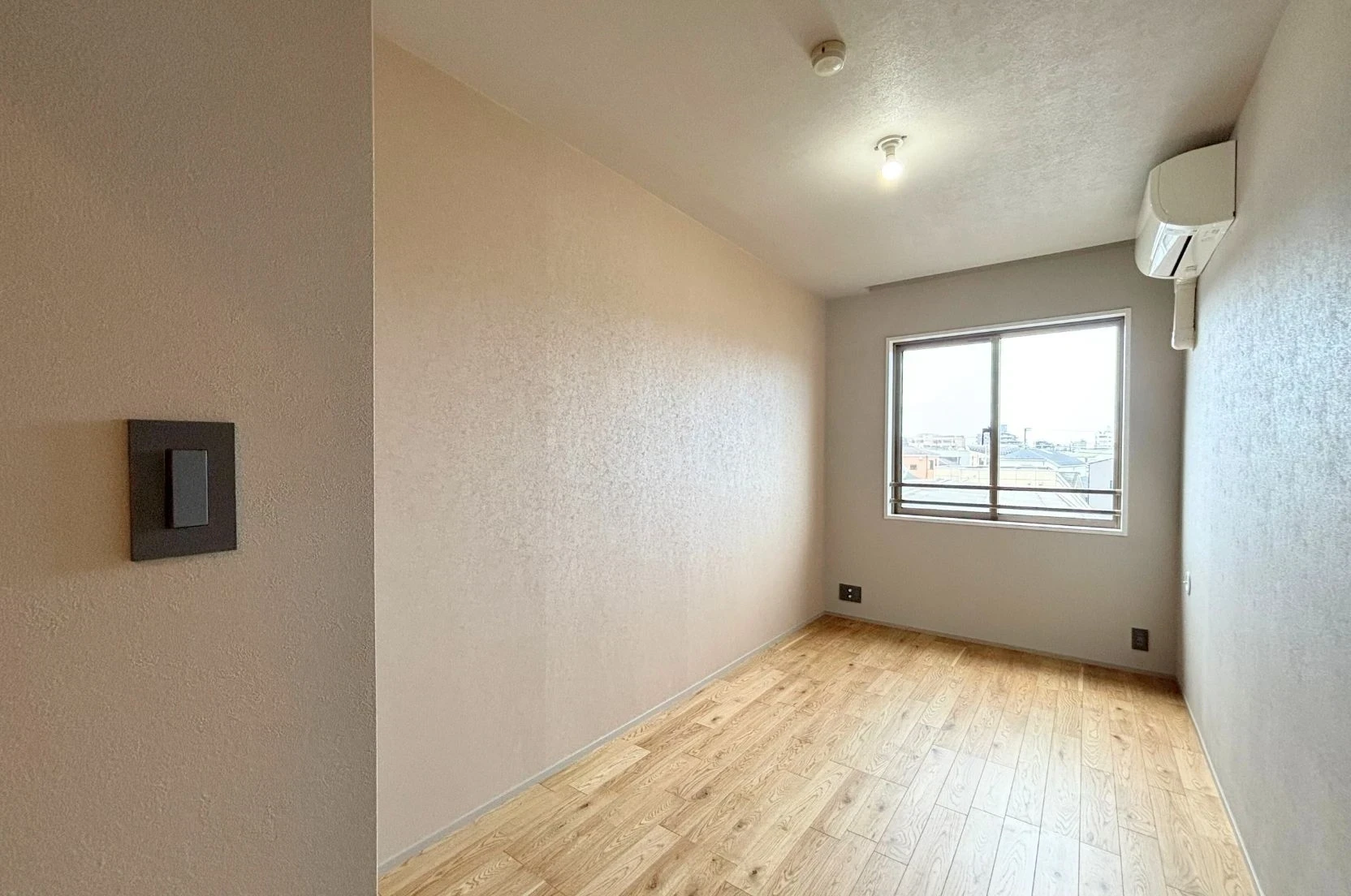 img_title_13／img_caption_13