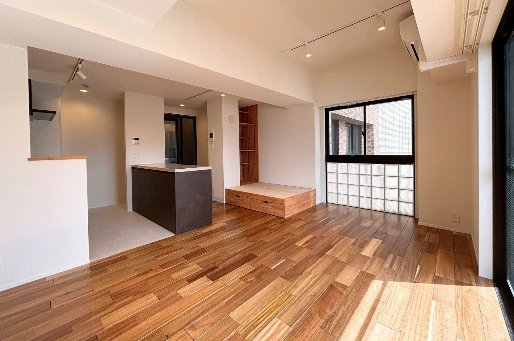 img_title_3／img_caption_3