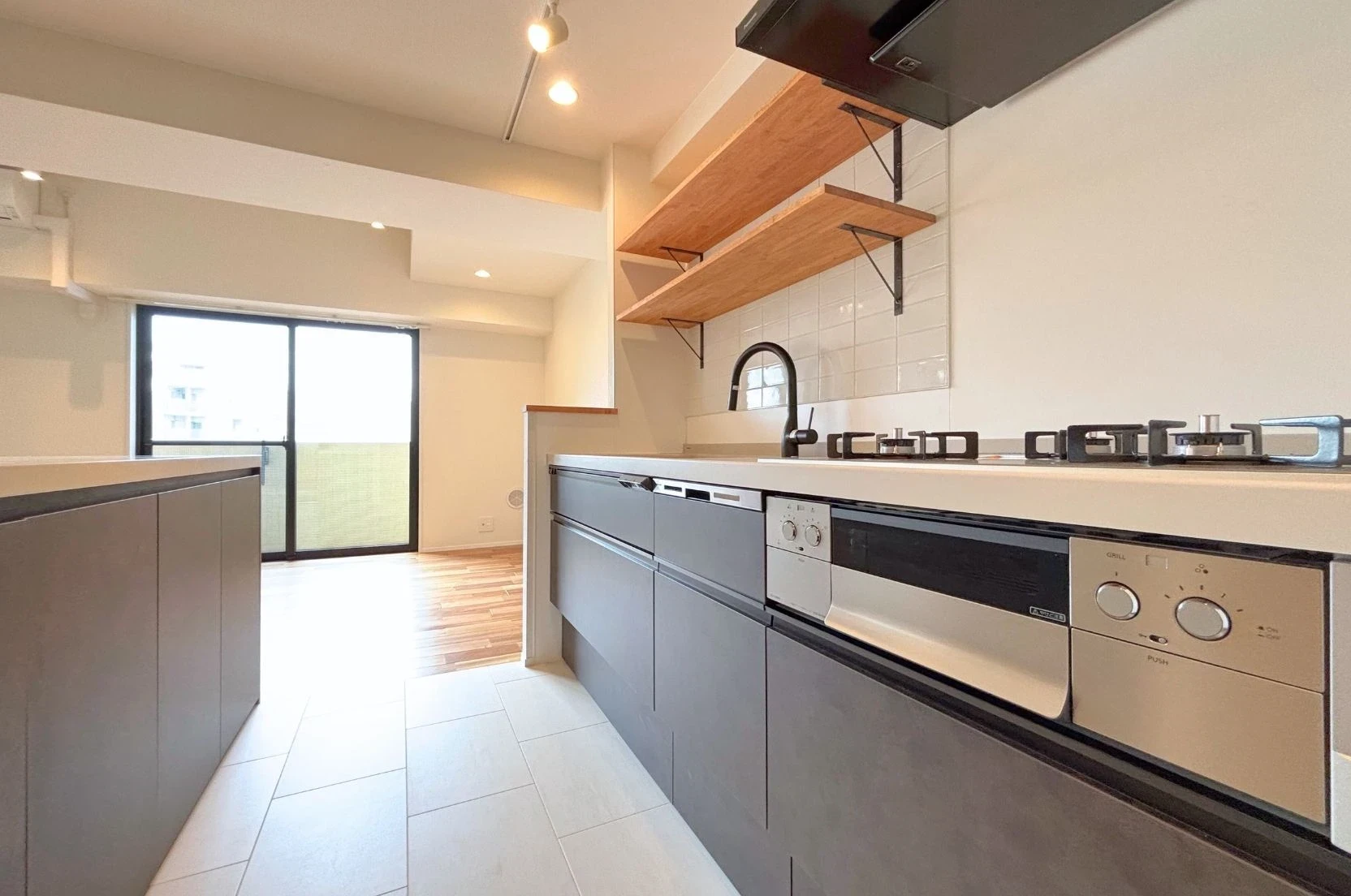 img_title_9／img_caption_9