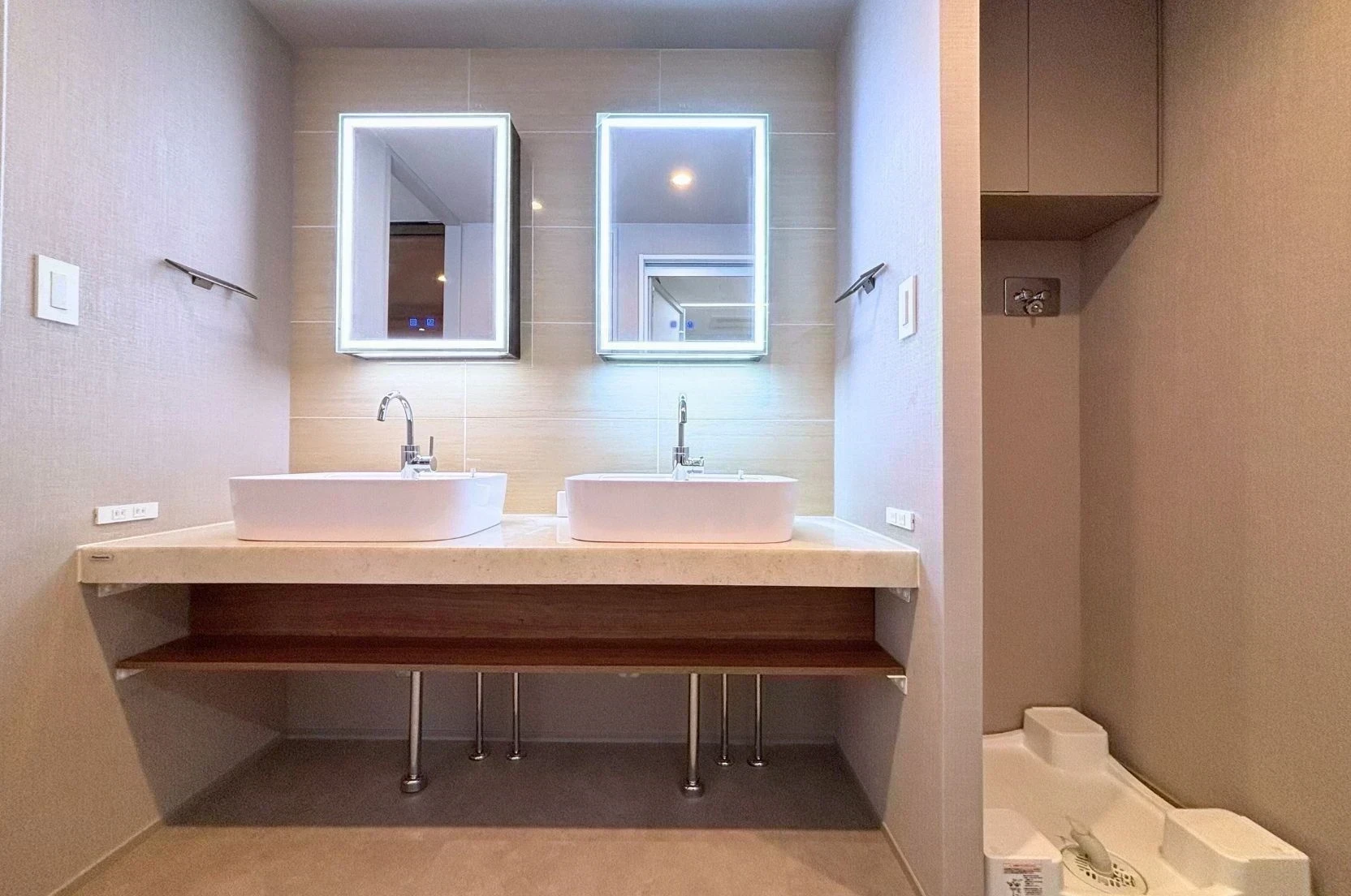 img_title_16／img_caption_16