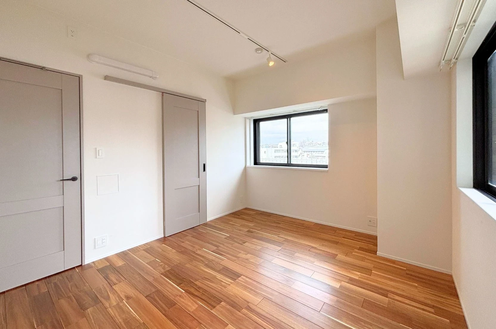 img_title_18／img_caption_18